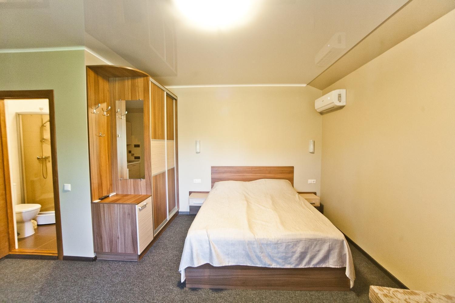Yuzhniy Dvorik Aparthotel Odesa Exterior photo