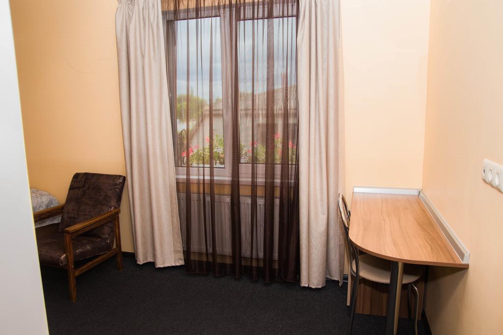 Yuzhniy Dvorik Aparthotel Odesa Exterior photo